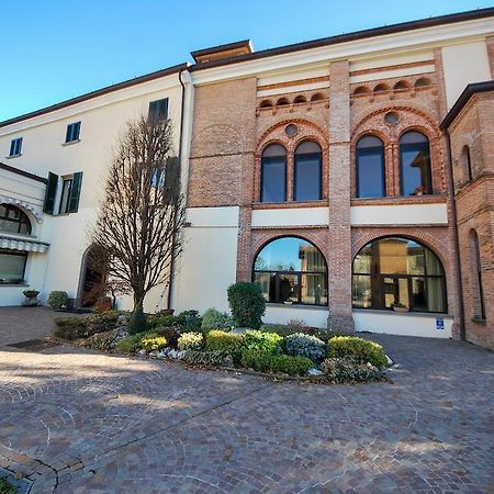 Villa Santa Maria Dell'Arco - Centro Oreb Cazzago San Martino Exterior foto