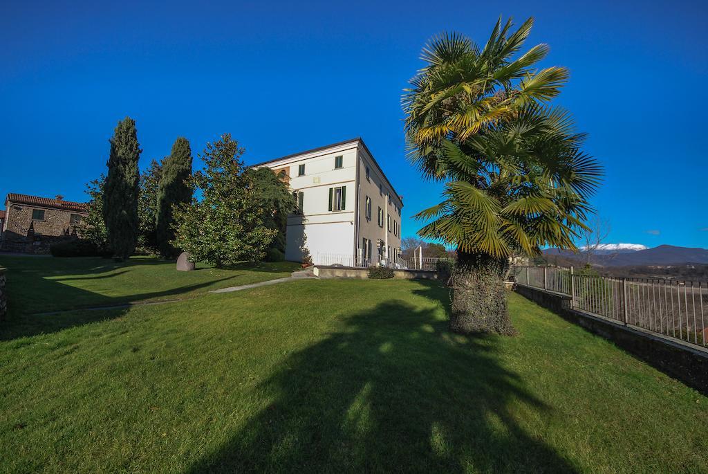 Villa Santa Maria Dell'Arco - Centro Oreb Cazzago San Martino Exterior foto